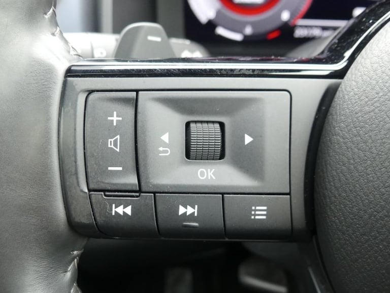 2022 Nissan Qashqai 1.3 DiG-T MH 158 Tekna 5dr Xtronic HATCHBACK PETROL Automatic