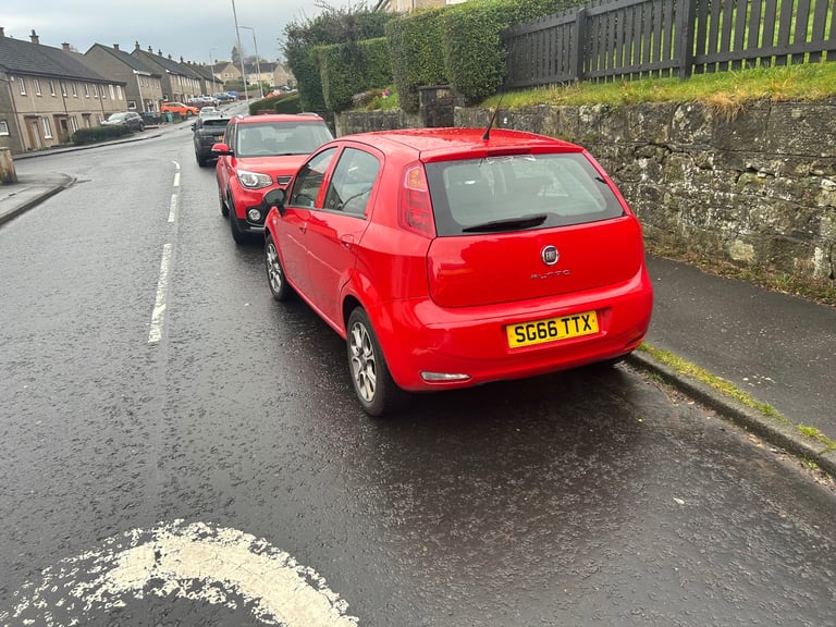 Fiat, PUNTO, Hatchback, 2016, Manual, 1242 (cc), 5 doors