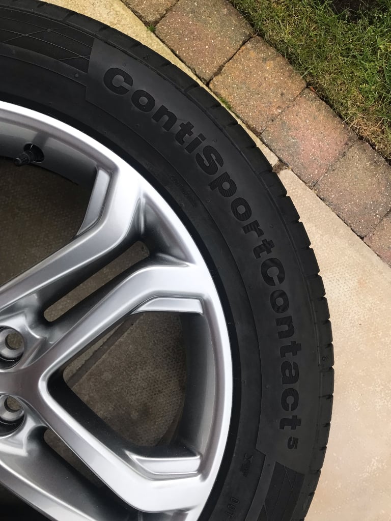 Ford Edge 19” Alloy Wheel