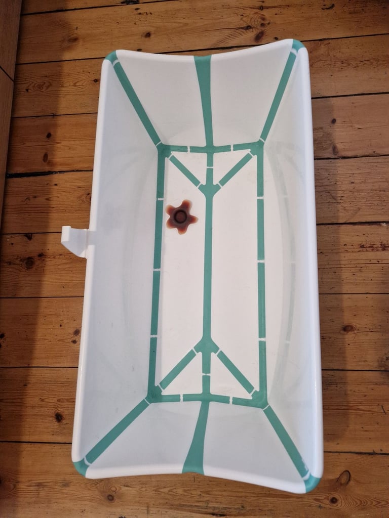 Stokke Flexi Baby Bath with Newborn insert and Stand