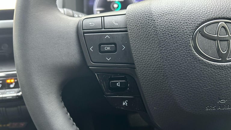 2024 Toyota C-HR 1.8 Hybrid Design 5dr CVT HATCHBACK PETROL/ELECTRIC Automatic