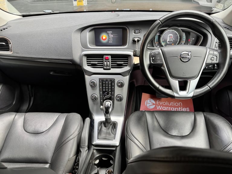 2017 Volvo V40 1.5 T3 Inscription Auto Euro 6 (s/s) 5dr HATCHBACK Petrol Automatic