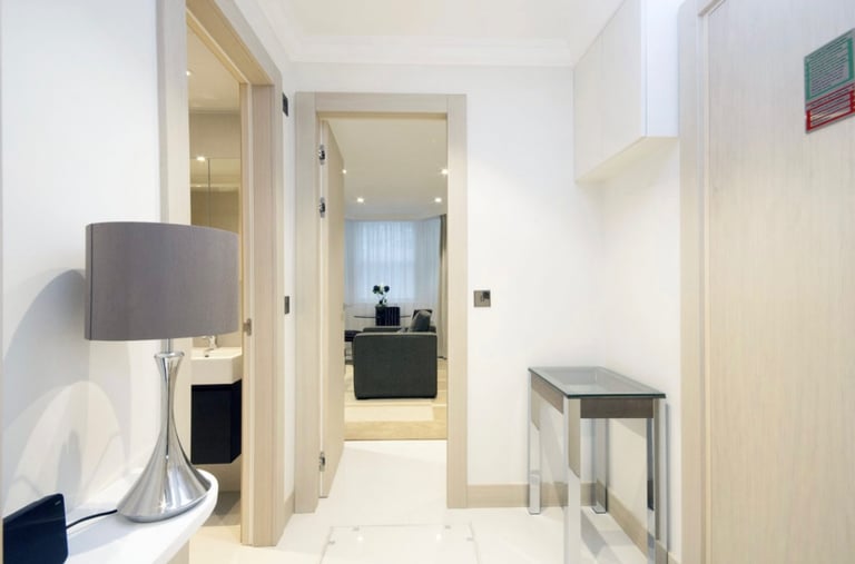 Knightsbridge - SW3  One Bedroom Apartment Short Term Lets £1582 per week 