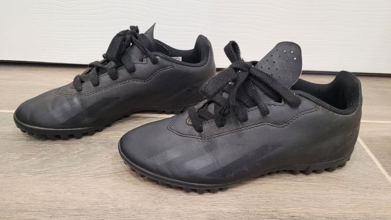 Adidas junior size 3 football boots