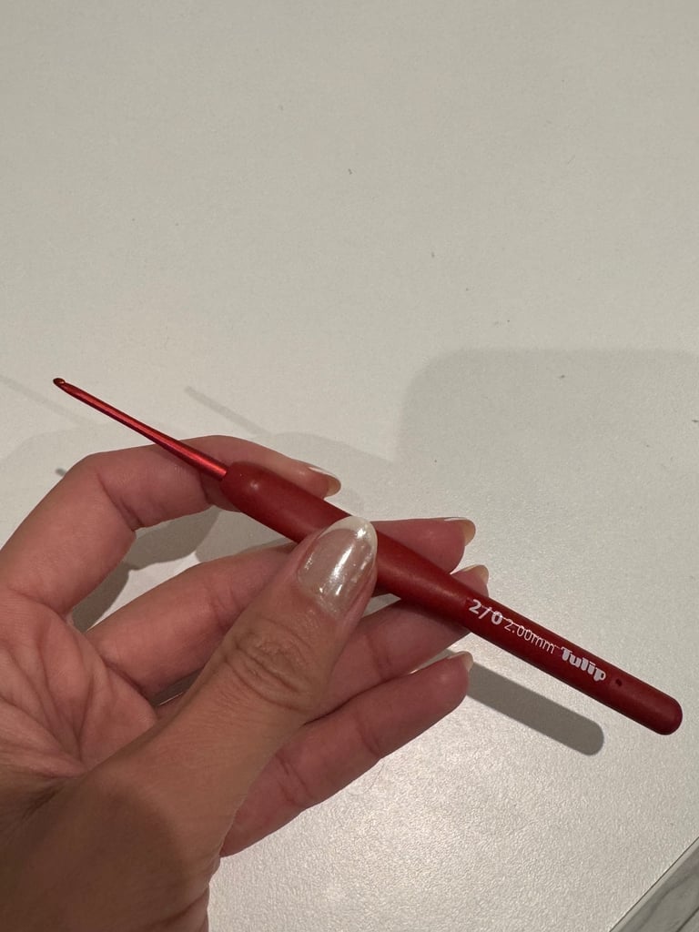 Tulip embroidery tool 2/0 2.00mm