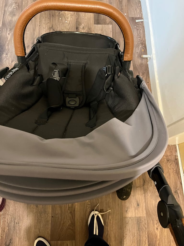 Ickle bubba stroller 