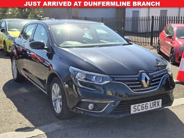 image for 2016 Renault Megane 1.5 dCi Dynamique Nav Hatchback 5dr Diesel Manual Euro 6 (s/s) (110 ps) Hatch...