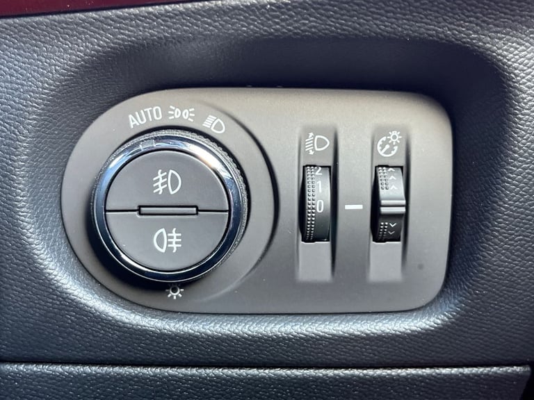  Vauxhall Mokka Electric 50kwh Gs Line Suv 5dr Electric Auto 136 Ps Electric