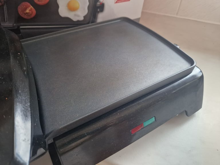 George Foreman Large Grill & Griddle Box Included