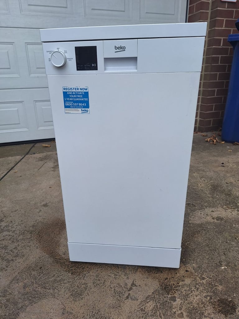 Slimline dishwasher 