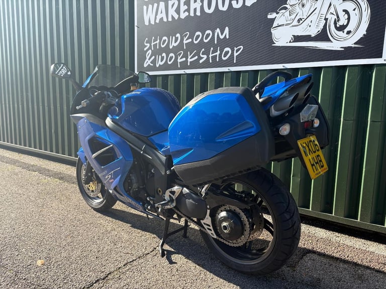 Triumph Sprint 1050 1 Owner Panniers Good History 25K Miles Very Clean Bike 