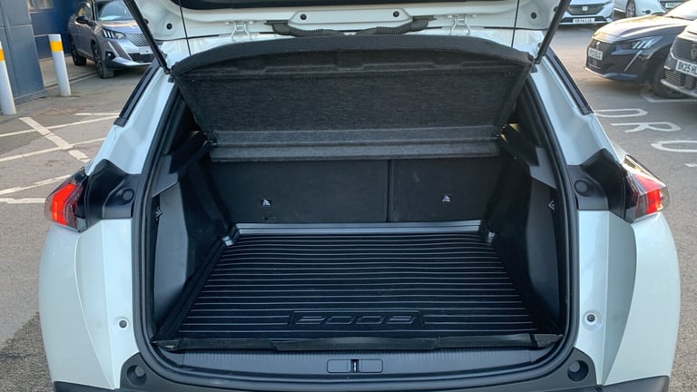 2021 Peugeot 2008 1.2 PureTech Allure SUV 5dr Petrol Manual Euro 6 (s/s) (100 ps) SUV Petrol Manual