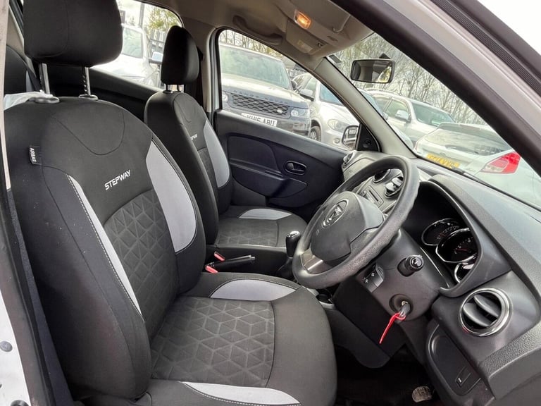 2016 Dacia Sandero Stepway 0.9 TCe Ambiance 5dr [Start Stop] HATCHBACK PETROL Manual