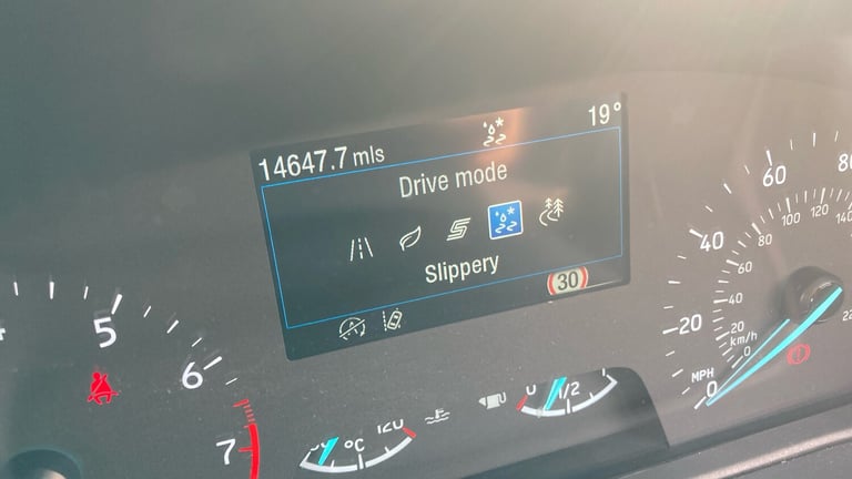 2023 Ford Puma 1.0 EcoBoost Hybrid mHEV Titanium 5dr Petrol Hatchback Hatchback Petrol Manual