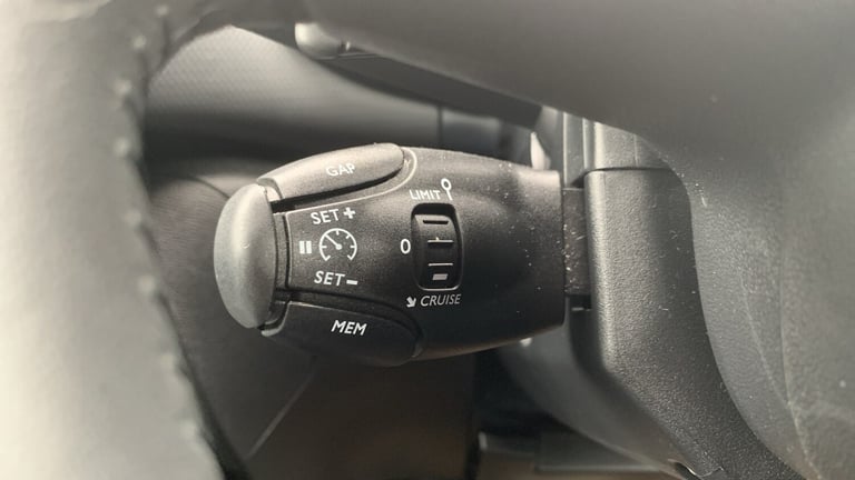2023 Citroen C5 Aircross 1.6 14.2kWh Shine SUV 5dr Petrol Plug-in Hybrid e-EAT8 Euro 6 (s/s) (225...