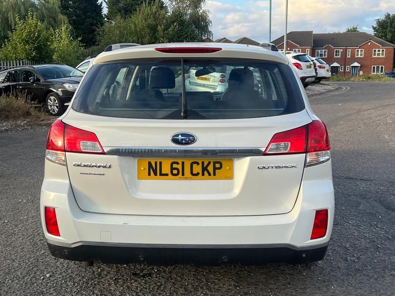 2011 Subaru Outback 2.5i S Outback 5dr Lineartronic ESTATE Petrol Automatic