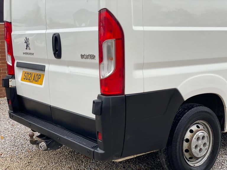 2021 Peugeot Boxer 2.2 BlueHDi 335 Professional L3 H2 Euro 6 (s/s) 5dr PANEL VAN Diesel Manual