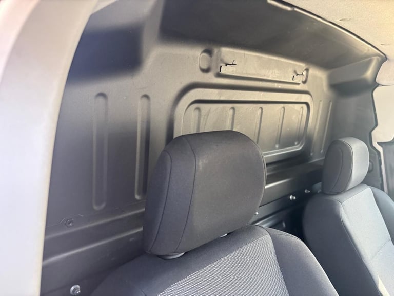 2019 Vauxhall Combo 2300 1.5 Turbo D 100ps H1 Sportive Van PANEL VAN DIESEL Manual