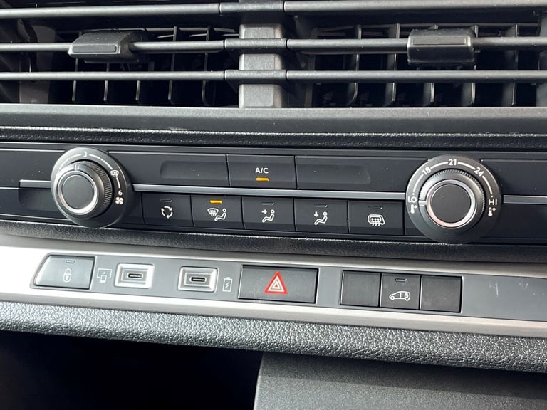 Peugeot E Expert E 1000 75kwh Professional Long Panel Van 6dr Electric Auto