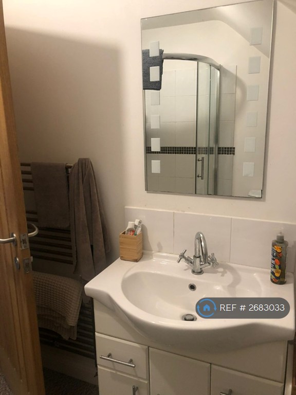 1 bedroom in Holly Tree Farm, Manchester, M20 (#2683033)