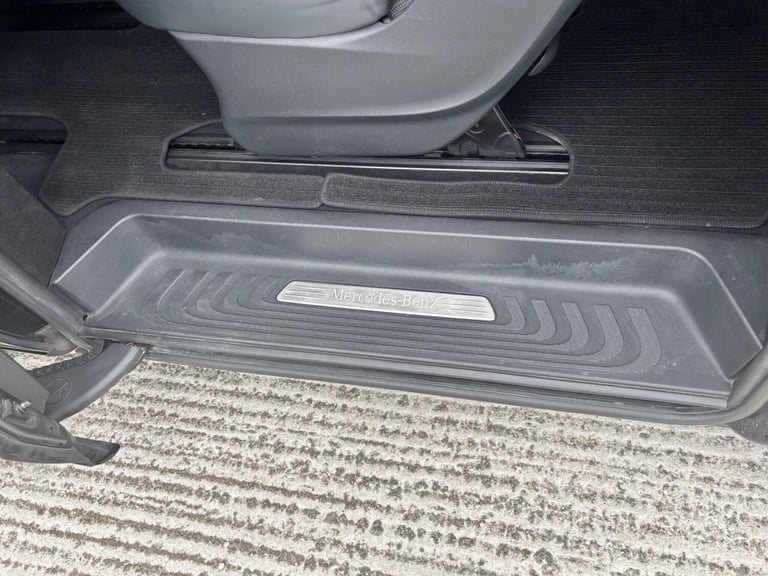  Mercedes-Benz V-Class 2.2 V250d BlueTEC Sport G-Tronic+ Euro 6 (s/s) 5dr 8 Seat XLWB Diesel Auto...