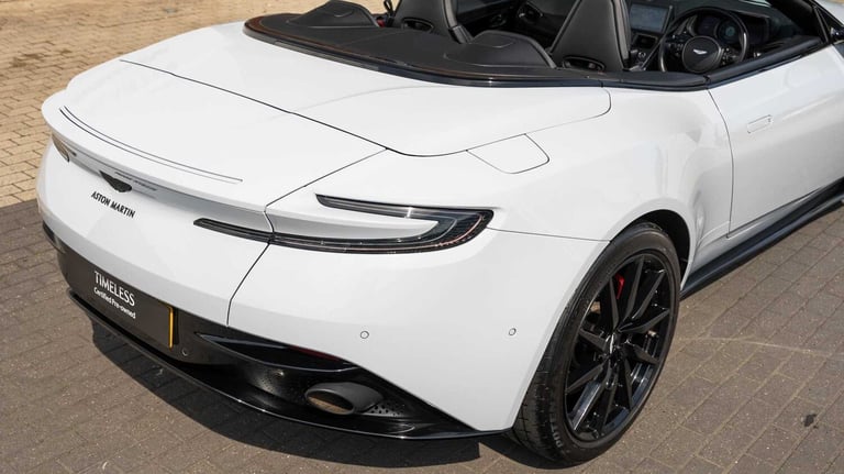 2022 Aston Martin DB11 V8 Volante 2dr Touchtronic Auto CONVERTIBLE PETROL Automatic