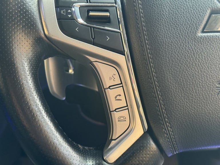 2020 Mitsubishi L200 2.2 DI-D DC Barbarian X Pickup Double Cab 4dr Diesel Auto 4WD Euro 6 (s/s)  ...