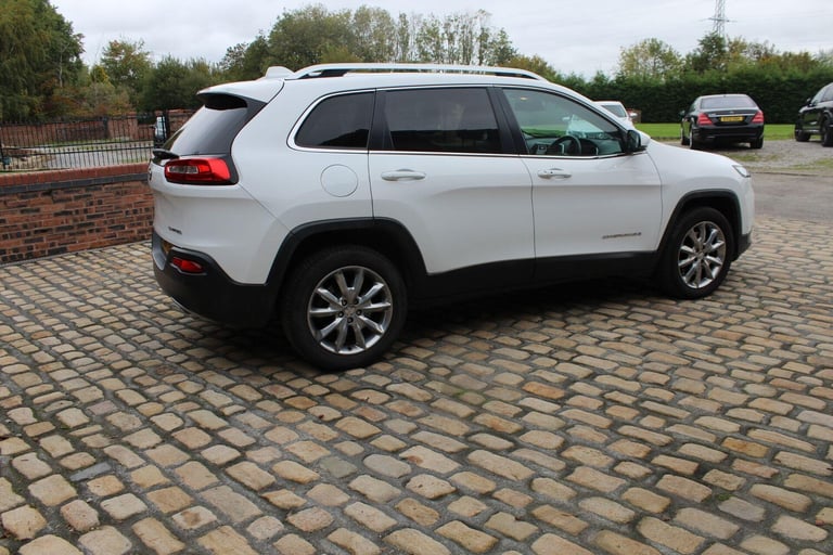 2014 Jeep Cherokee 2.0 CRD Limited Auto 4WD Euro 5 (s/s) 5dr ESTATE Diesel Automatic