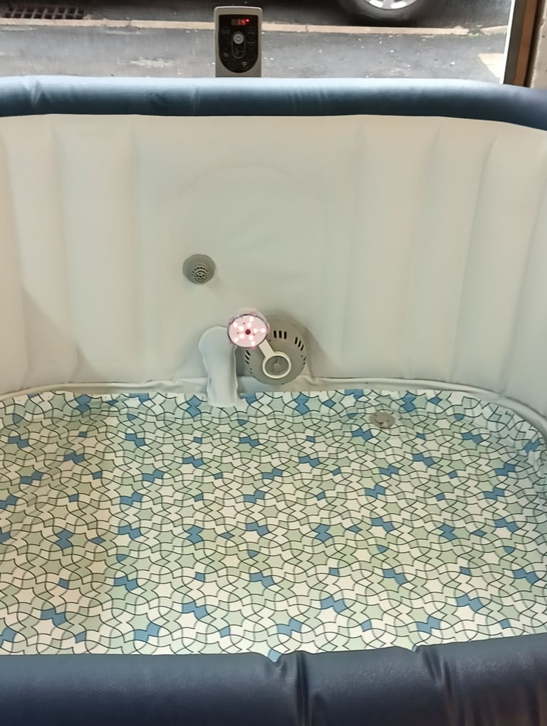 lay z spa hawaii 6 person