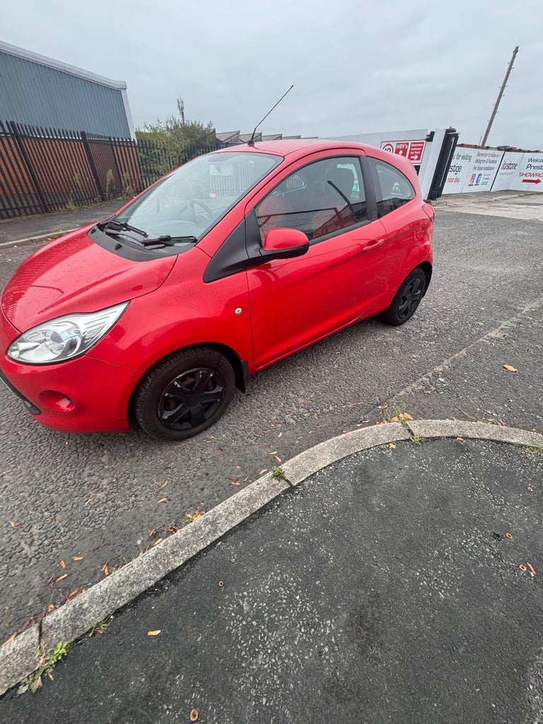 Ford, KA, Hatchback, 2014, Manual, 1242 (cc), 3 doors