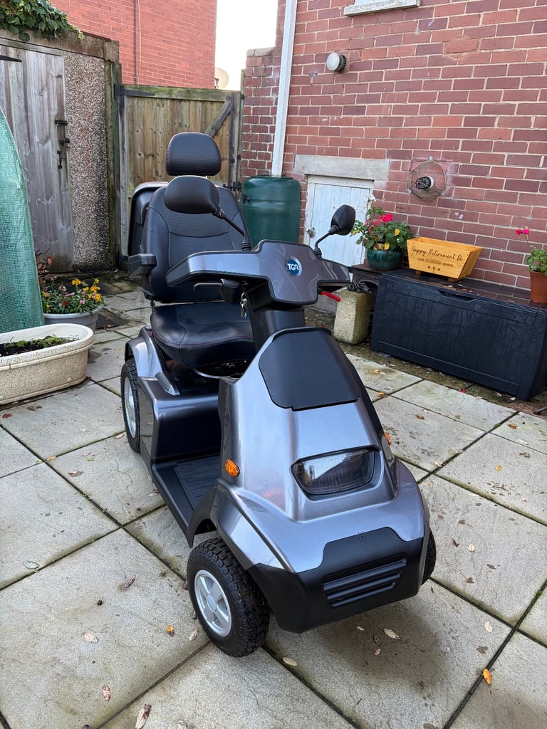 TGA Breeze S4 Excellent condition