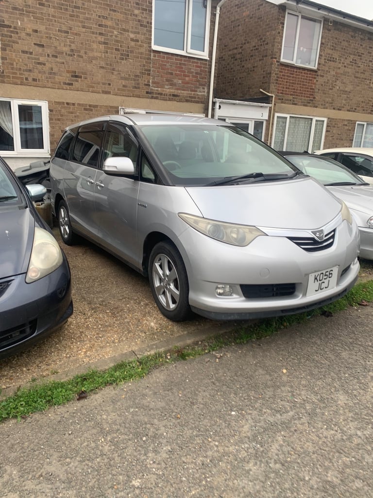 Toyota ESTIMA hybrid 