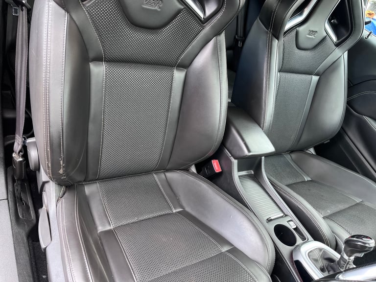 Vauxhall, ASTRA GTC, Hatchback, 2015, Manual, 1998 (cc), 3 doors