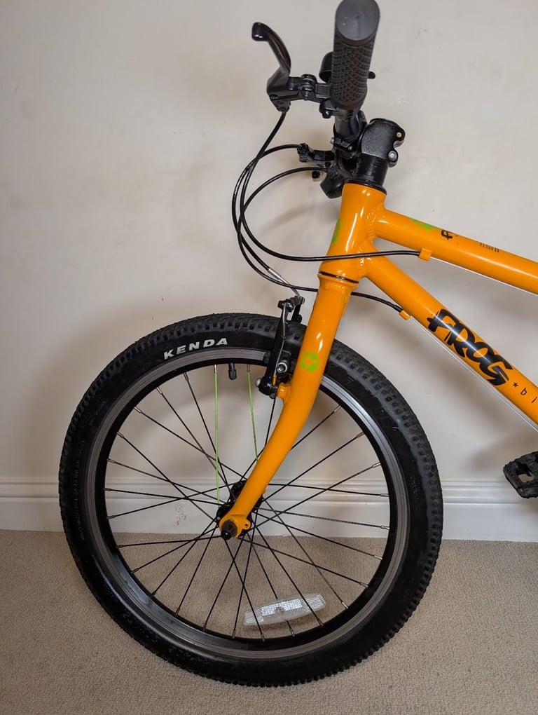 FROG BIKE 52 (FROG 53) (5+) IN GOOD CONDITION. COLLECTION NW LONDON OR BUCKS