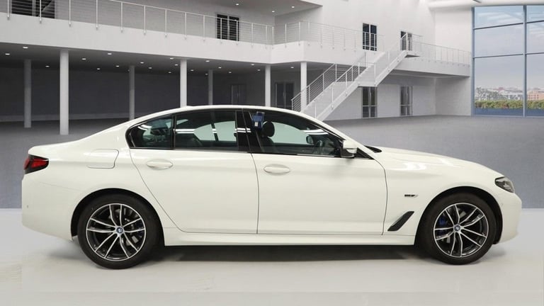 2022 72 BMW 5 SERIES 2.0 530E 12KWH M SPORT SALOON 4DR PETROL PLUG-IN HYBRID STE