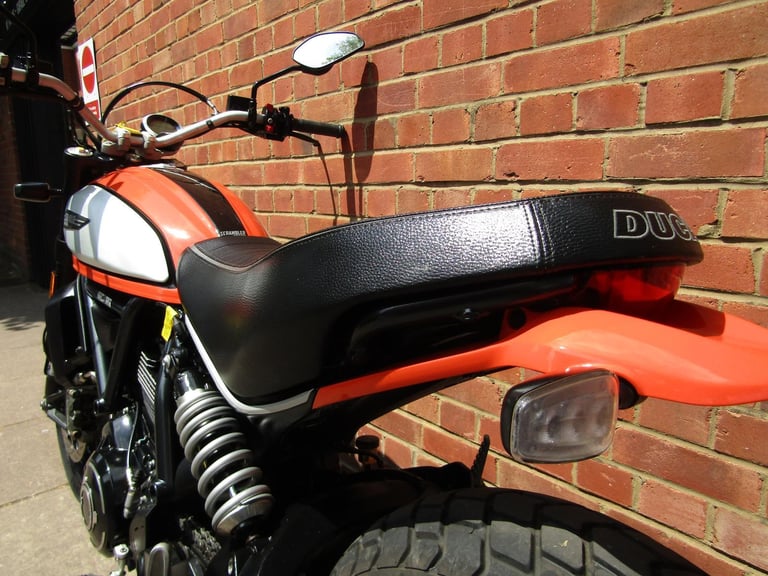 DUCATI SCRAMBLER 800 IN FANSASTIC CONDITION,VERY LOW MILES, AS ORIGINAL! 2019