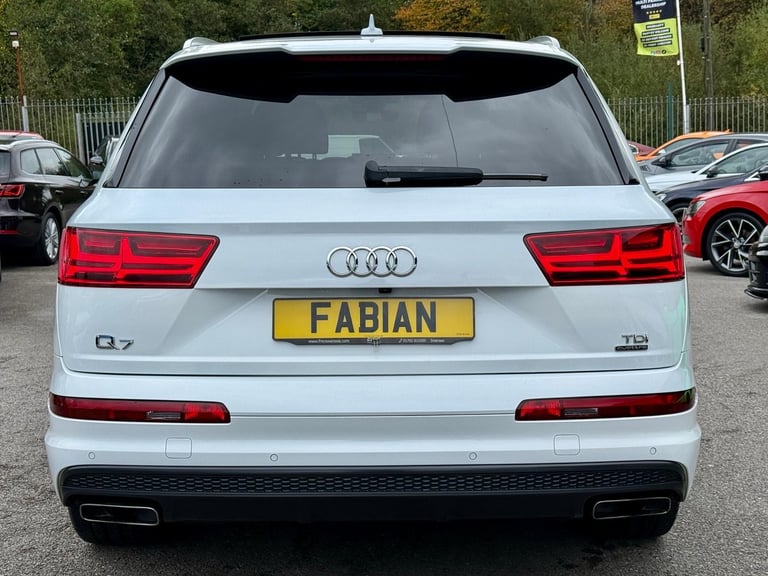 2016 Audi Q7 3.0 TDI V6 S Line Quattro **Pan Roof - Bose - Reverse Cam**