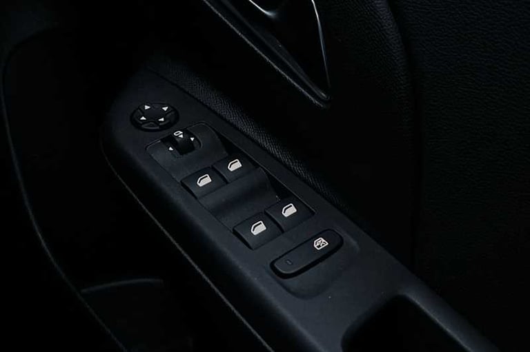 2021 Vauxhall Corsa 1.2 Turbo Elite Nav Premium 5dr Auto HATCHBACK PETROL Automatic