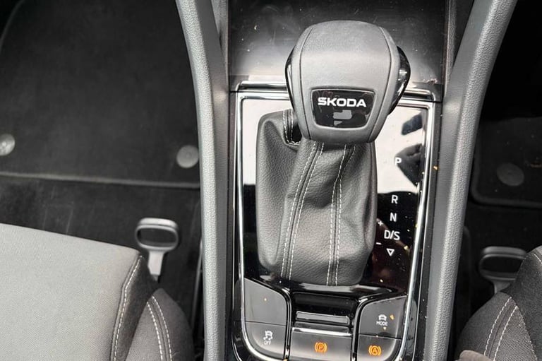 2025 Skoda Karoq 1.5 TSI Sportline Edition 5dr DSG ESTATE PETROL Automatic