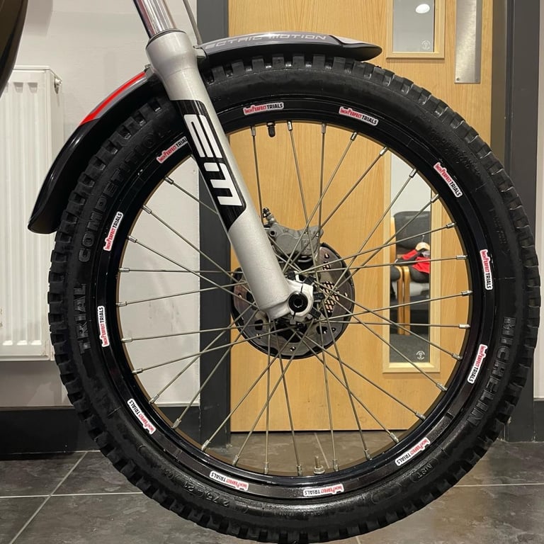 2022 EM EPURE ** EXCELLENT CONDITION** USED ELECTRIC TRIAL **EX SCHOOL**