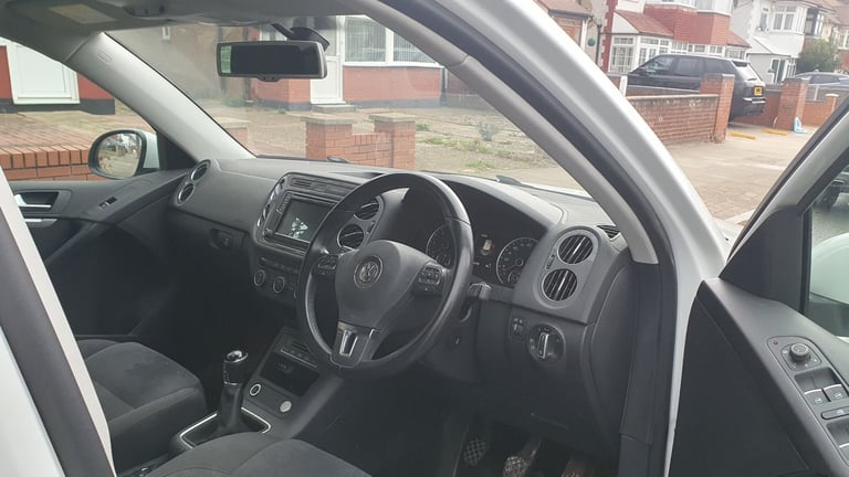 2016 Volkswagen Tiguan 2.0 TDI Match Bluemotion,,,ulez free,,,