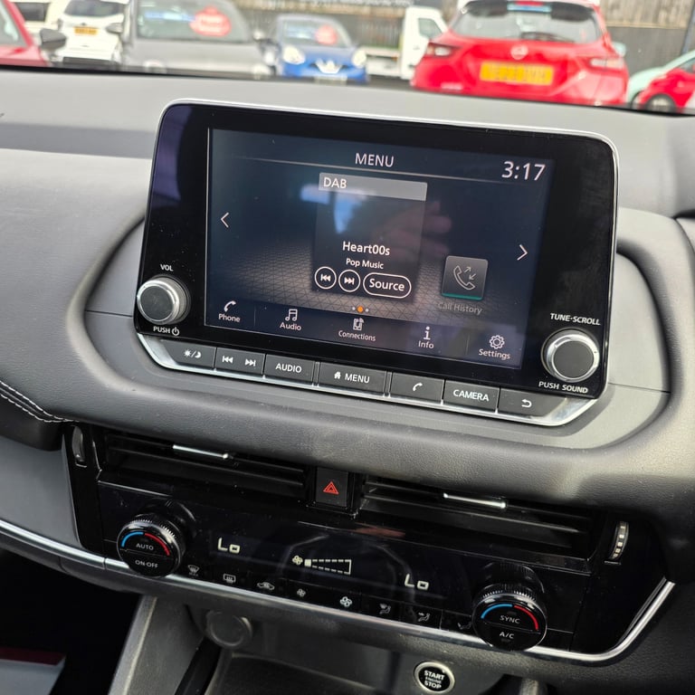 2022 Nissan Qashqai 1.3 DiG-T MH Acenta Premium 5dr HATCHBACK Petrol Manual