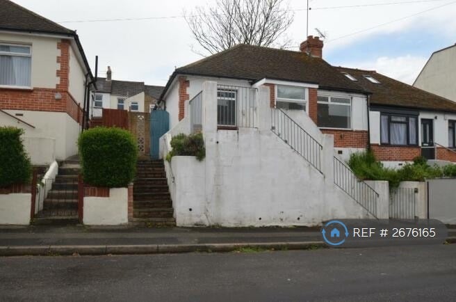 3 bedroom house in Thomas Street, Rochester, ME1 (3 bed) (#2676165)