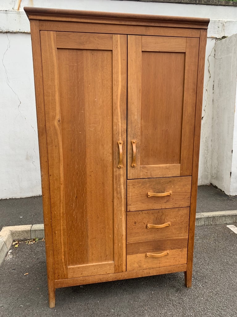 Marks & Spencer Oak Freestanding large Larder Pantry cupboard with drawers
