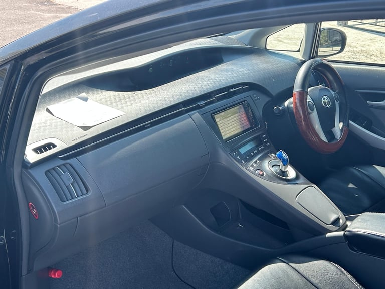 2011 Toyota Prius 1.8L PRIUS HYBRID PETROL Petrol