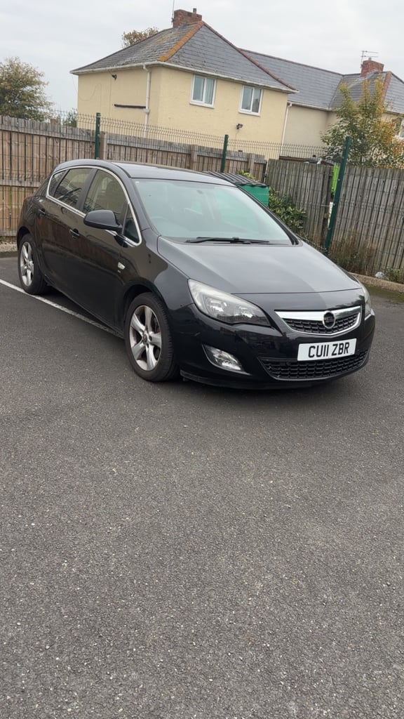 Vauxhall, ASTRA, Hatchback, 2011, Manual, 1956 (cc), 5 doors