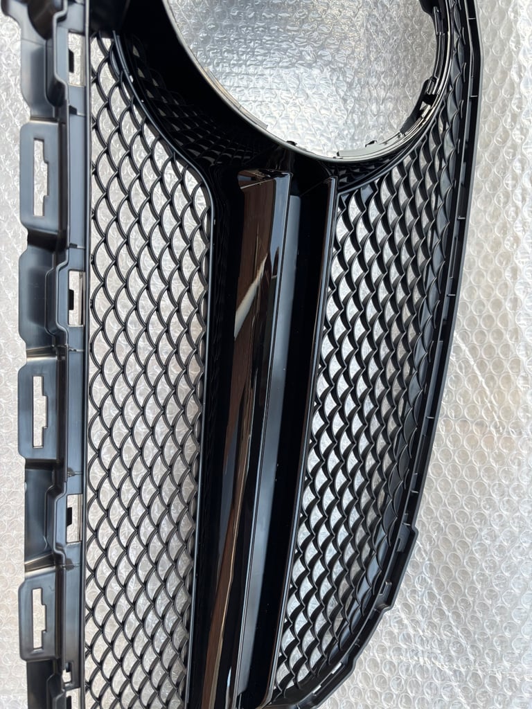 Mercedes grill