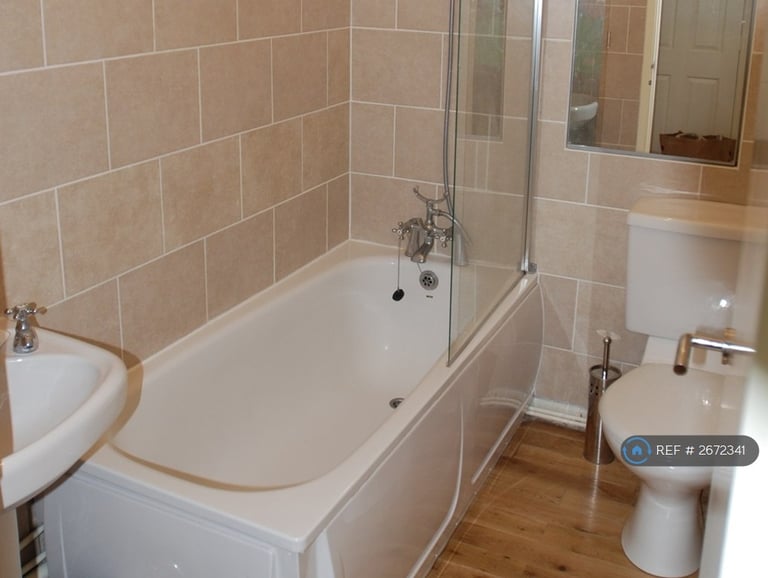 1 bedroom flat in Montpelier, Bristol, BS6 (1 bed) (#2672341)