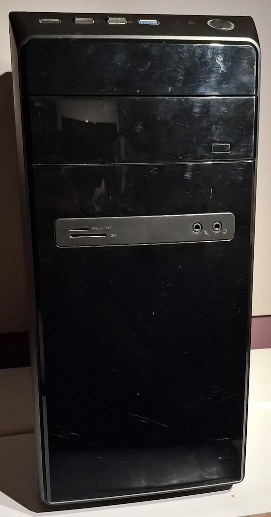 Desktop Computer, AMD A4-7300 3.80GHz, 8Gb RAM, Win 10, 128Gb SSD