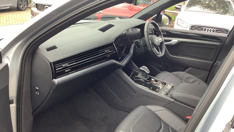 2025 Volkswagen Touareg 3.0 V6 TDI 4Motion 286 Black Edition 5dr Tip Auto Diesel Estate Estate Di...